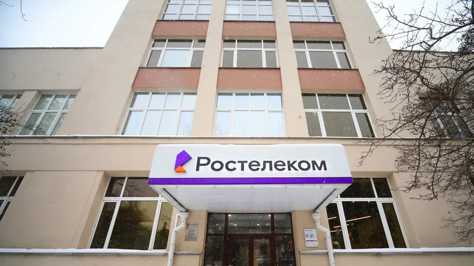 Оператор объявил о регистрации системы дистанционного мониторинга и управления домашними роутерами и модемами. Платформа обещает массовые обновления прошивок, диагностику и автоматическую настройку сервисов без участия пользователей; эксперты обсуждают риски и преимущества централизованного управления.