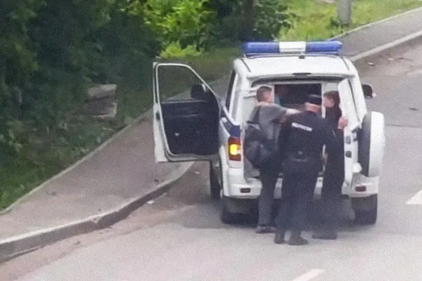 Канал, где жители делились сведениями о рейдах и принуждении к подписанию контрактов на военную службу, перестал быть доступен — остался лишь пост о блокировке и приглашение в новый закрытый канал.