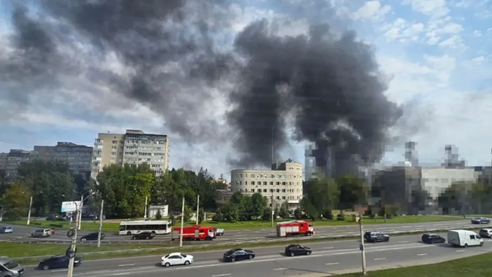 Пожар на крупной электроподстанции в Чувашии повлек локальные отключения электроэнергии и сбои в интернет-услугах; пострадавших нет.